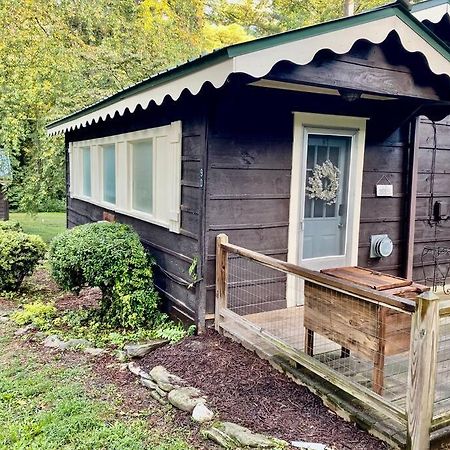 The Garden Cottage Hendersonville Bagian luar foto