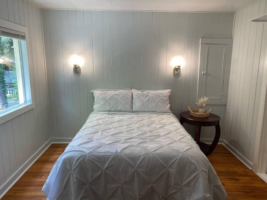 The Garden Cottage Hendersonville Bagian luar foto